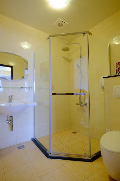 ווג'ייה Redbean Guesthouse מראה חיצוני תמונה